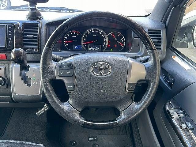 TOYOTA HIACE van 2WD 2020