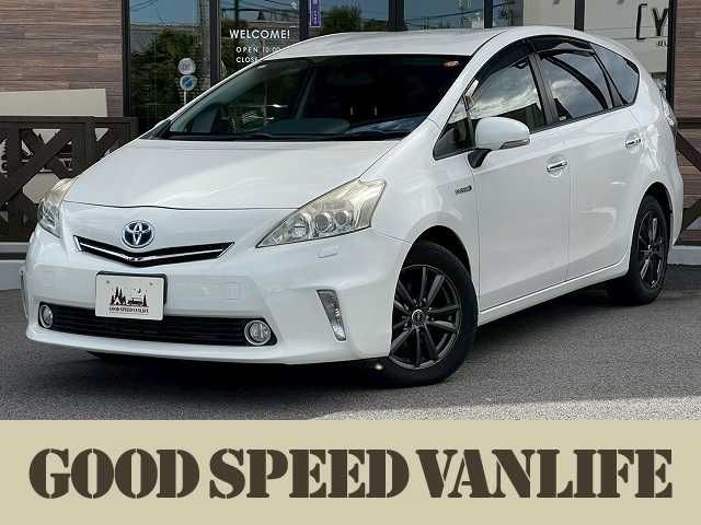 TOYOTA PRIUS Alpha 2014