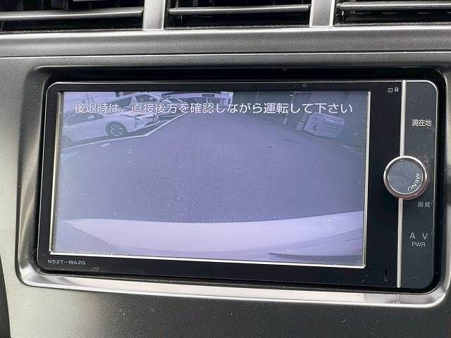 TOYOTA PRIUS Alpha 2014