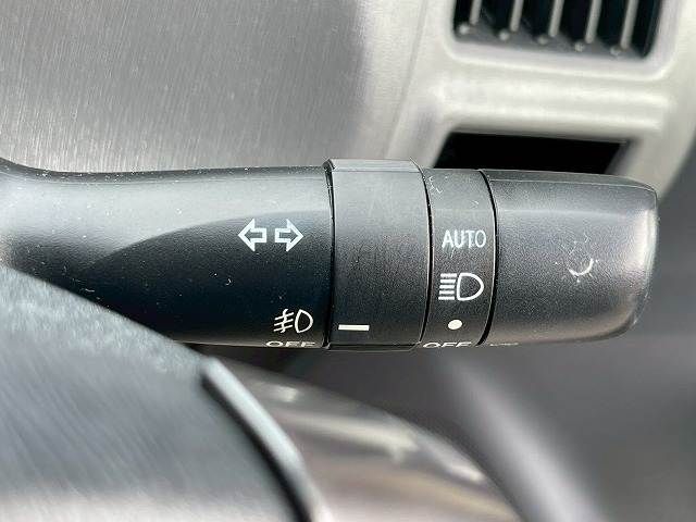 TOYOTA PRIUS Alpha 2014