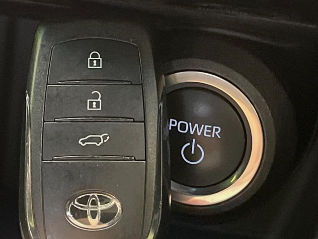 TOYOTA HARRIER HYBRID 2023