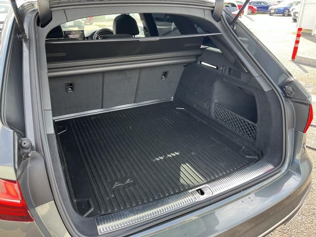 AUDI AUDI A4 AVANT 2020