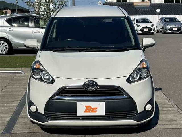TOYOTA SIENTA 2015
