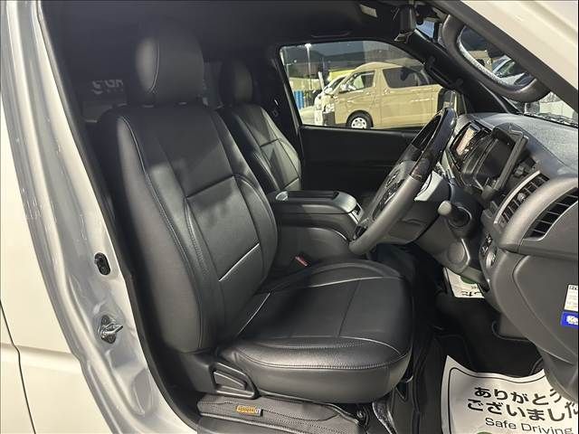 TOYOTA HIACE van 2WD 2023