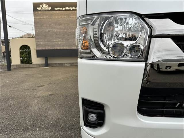 TOYOTA HIACE van 2WD 2023