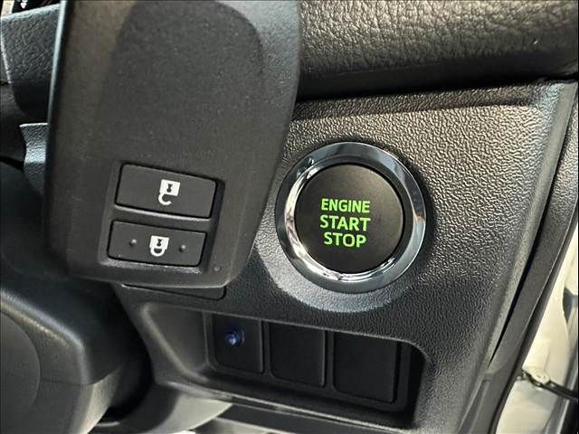 TOYOTA HIACE van 2WD 2023