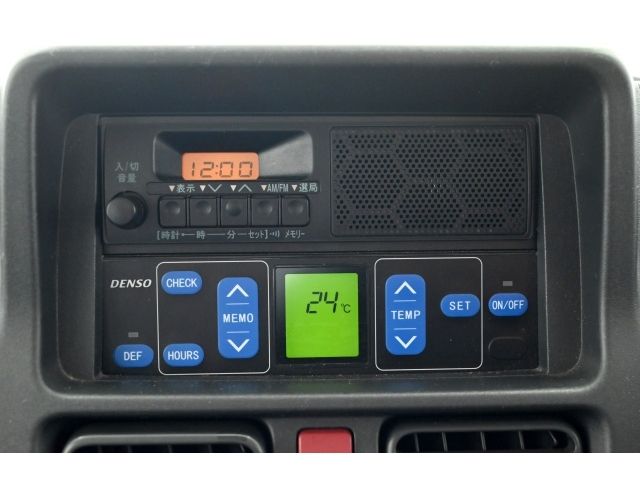 SUZUKI CARRY truck 4WD 2015