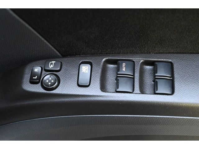 SUZUKI SOLIO 4WD 2011