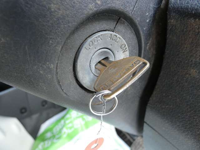 DAIHATSU HIJET truck 4WD 2017