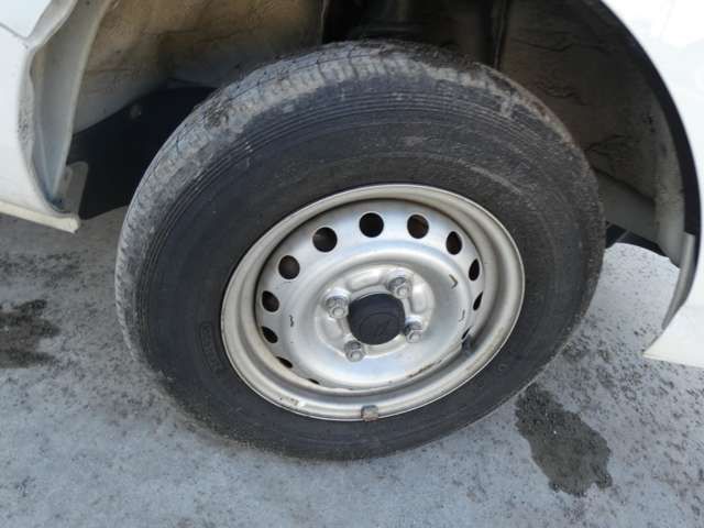 DAIHATSU HIJET truck 4WD 2017