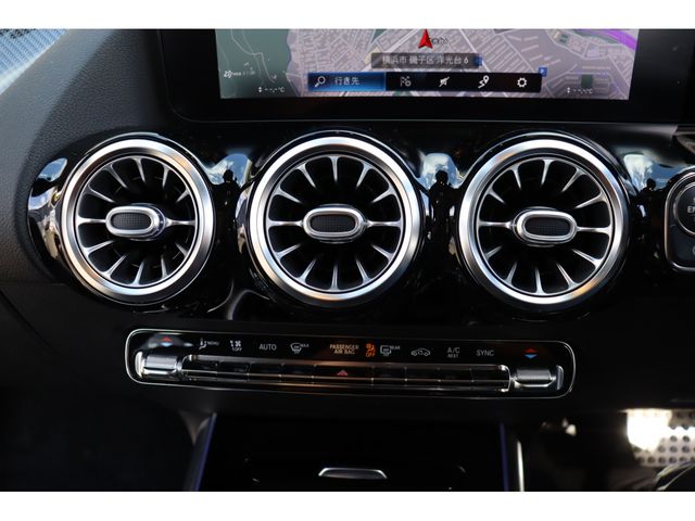 MERCEDES BENZ MERCEDES BENZ GLA class 2020