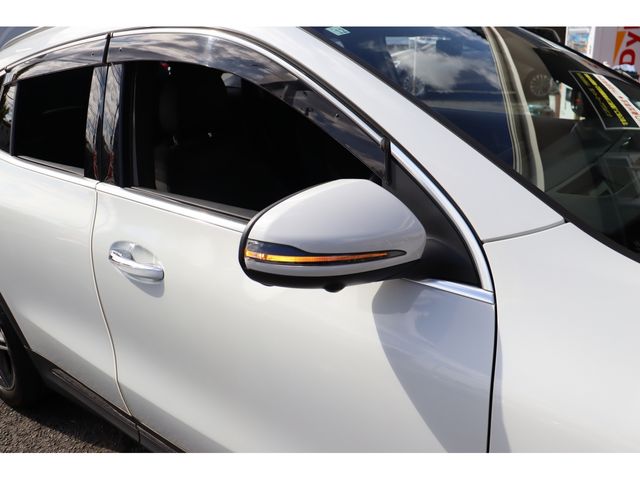 MERCEDES BENZ MERCEDES BENZ GLA class 2020