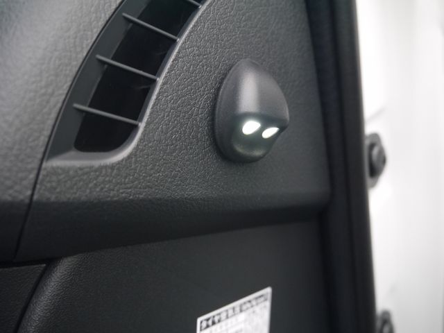 TOYOTA HIACE van 2WD 2025