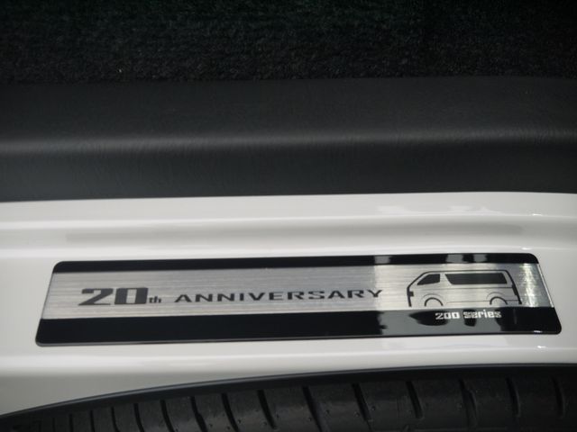 TOYOTA HIACE van 2WD 2025