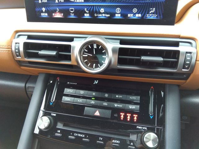 TOYOTA LEXUS IS300 2020