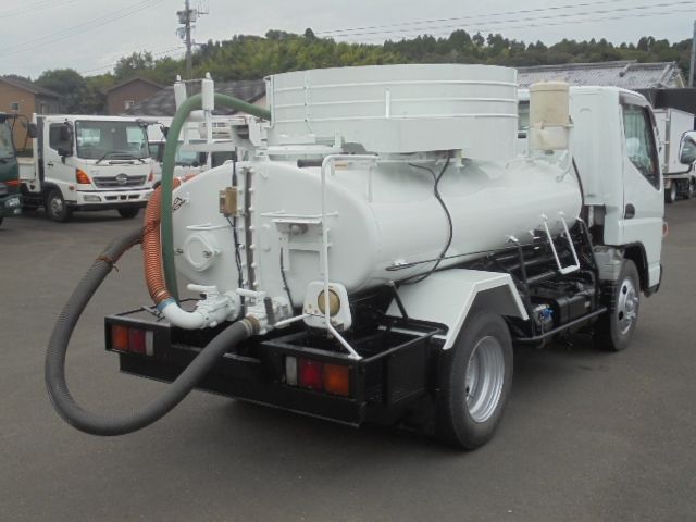 MITSUBISHI CANTER 2011