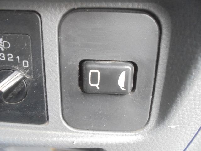 MITSUBISHI CANTER 2011