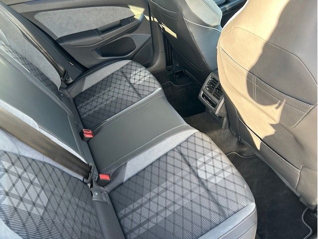 VOLKSWAGEN VOLKSWAGEN GOLF 2022