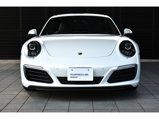 PORSCHE PORSCHE 911 2016