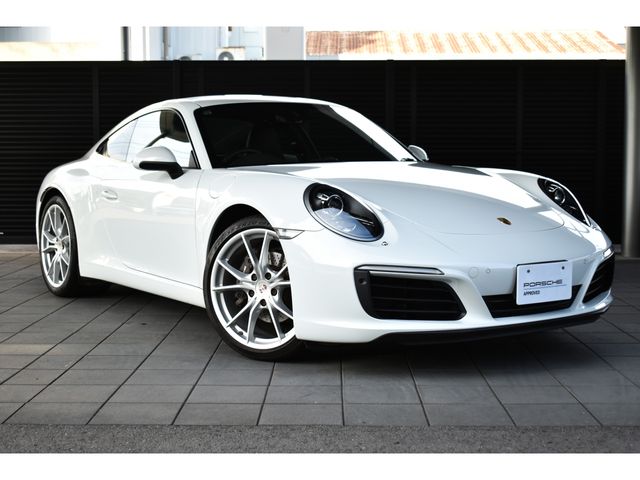 PORSCHE PORSCHE 911 2016