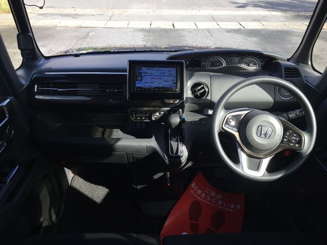 HONDA N BOX CUSTOM 2018