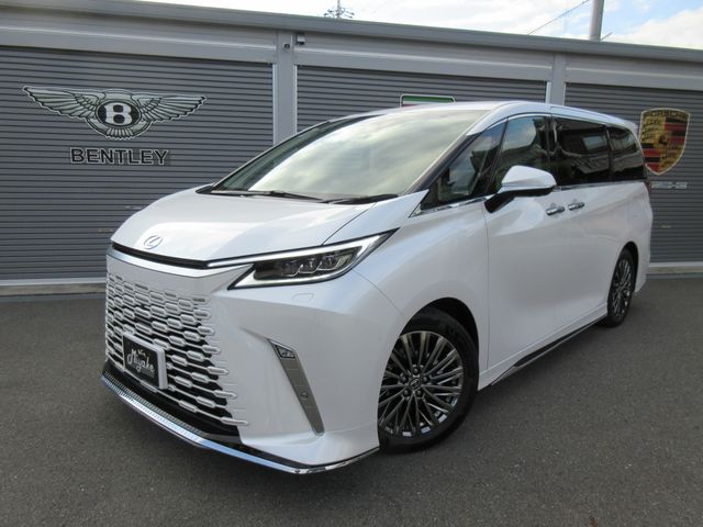 TOYOTA ???? LM500h 2024