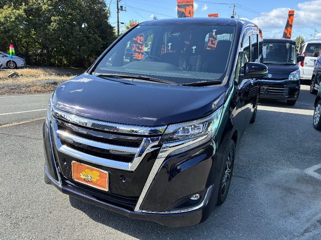 TOYOTA ESQUIRE 4WD 2019