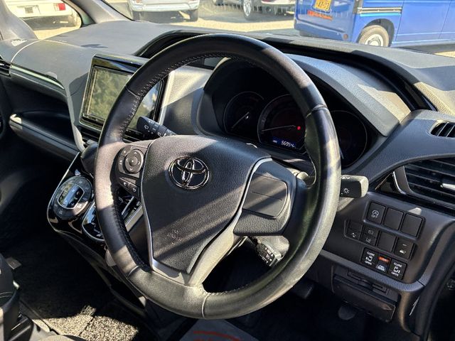 TOYOTA ESQUIRE 4WD 2019