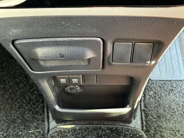 TOYOTA ESQUIRE 4WD 2019