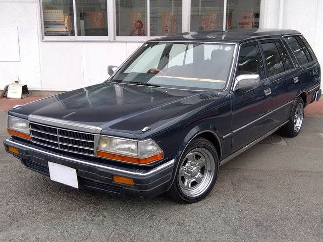 NISSAN GLORIA wagon 1989