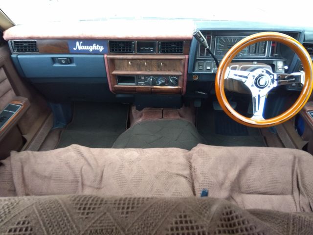 NISSAN GLORIA wagon 1989