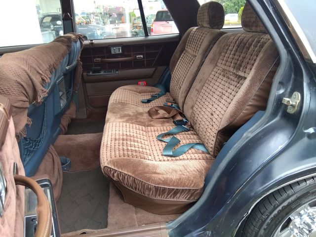 NISSAN GLORIA wagon 1989