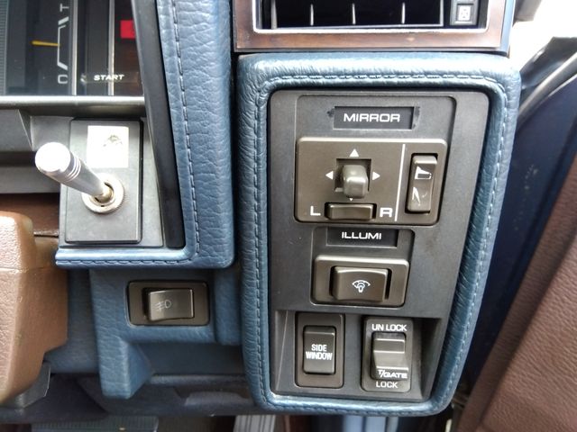 NISSAN GLORIA wagon 1989