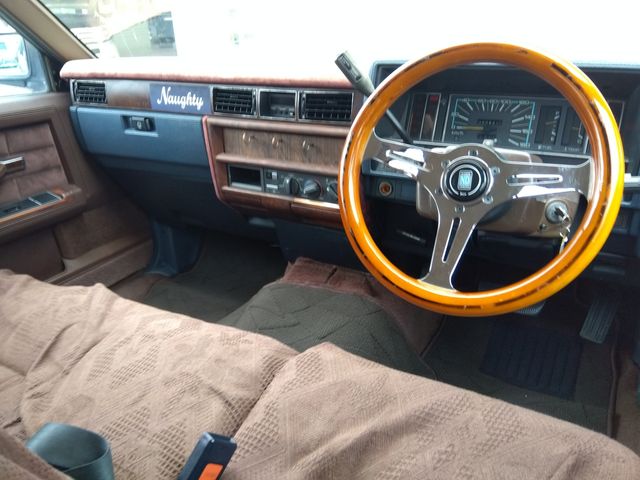 NISSAN GLORIA wagon 1989