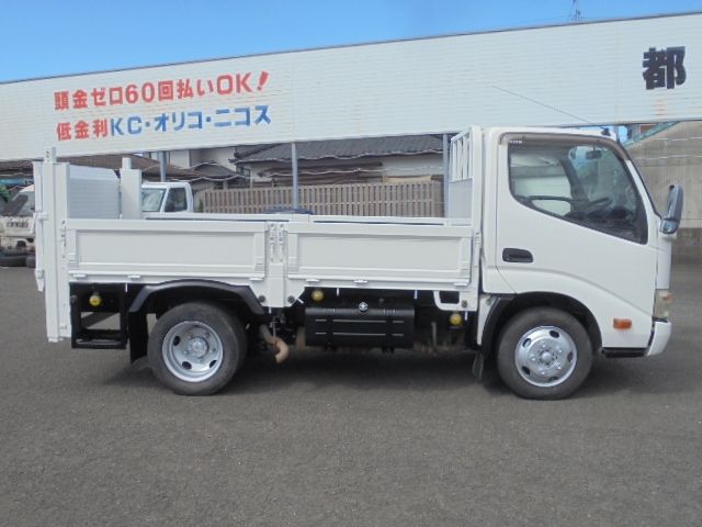 HINO DUTRO 2012