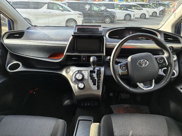 TOYOTA SIENTA 4WD 2020