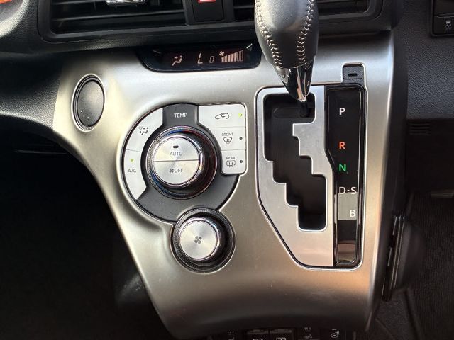 TOYOTA SIENTA 4WD 2020