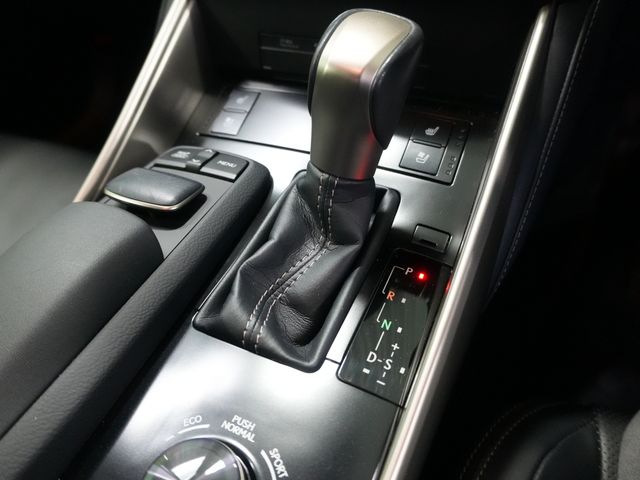 TOYOTA LEXUS IS300h 2014