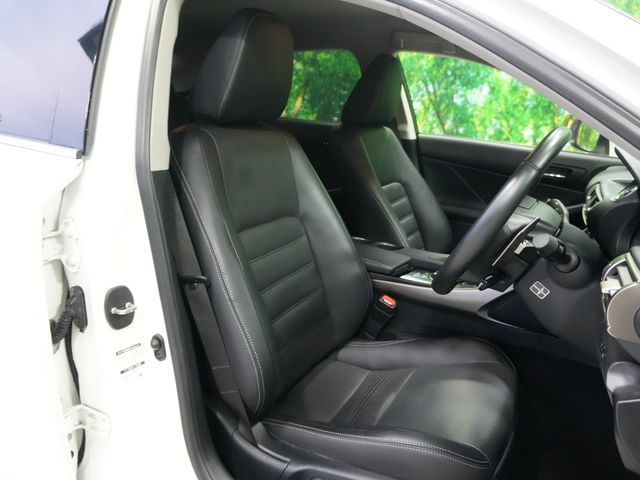 TOYOTA LEXUS IS300h 2014