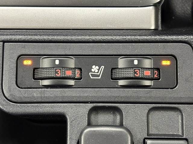 TOYOTA LANDCRUISER PRADO 2018