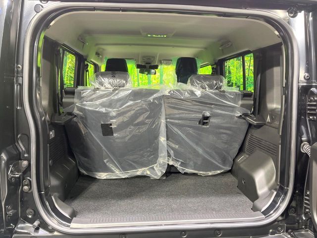 SUZUKI JIMNY NOMADE 2025