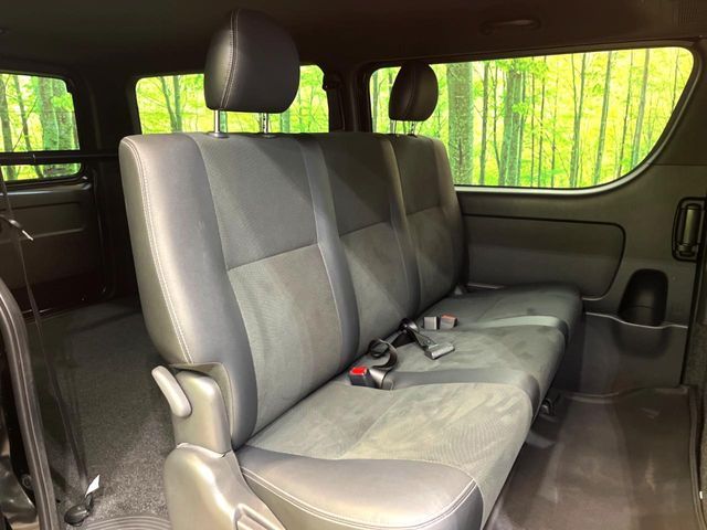 TOYOTA HIACE van 4WD 2021