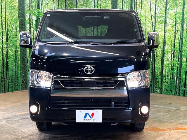 TOYOTA HIACE van 4WD 2021