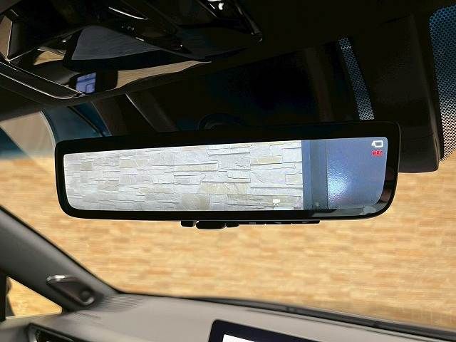 TOYOTA HARRIER HYBRID 2022