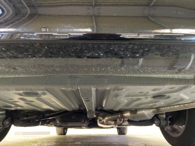 TOYOTA VOXY HYBRID 2023