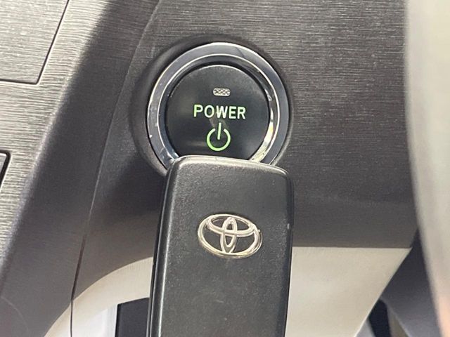 TOYOTA PRIUS 2010