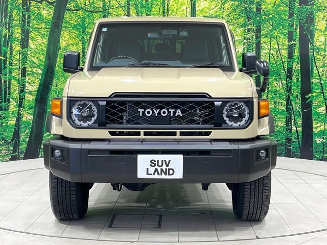 TOYOTA LANDCRUISER 70 2024