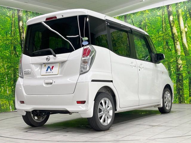 NISSAN DAYZ ROOX 2018