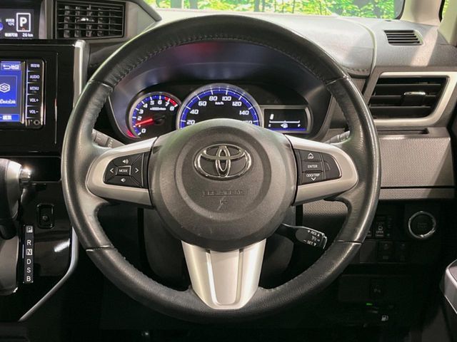 TOYOTA ROOMY 2019