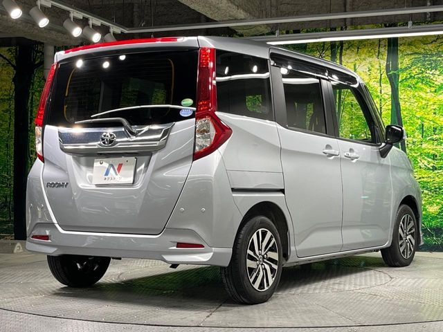 TOYOTA ROOMY 2020